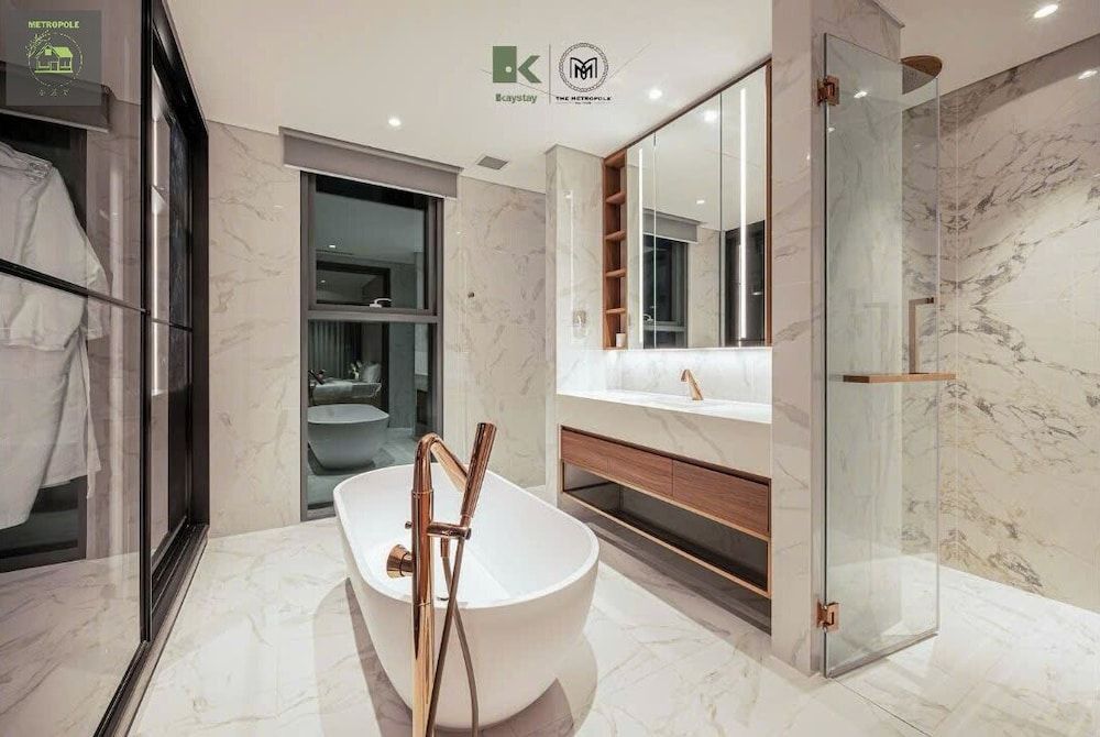 Metropole Thu Thiem Skyline Apartment Presidential Apartment, 2 Bedrooms, Balcony, City View 18