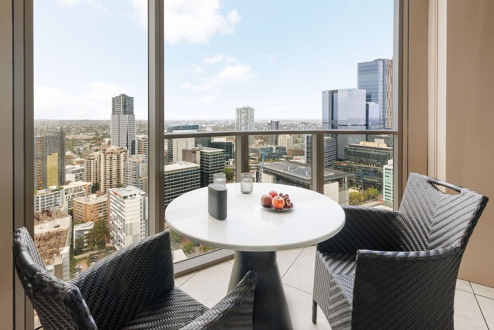 1 Bedroom Sky Suite