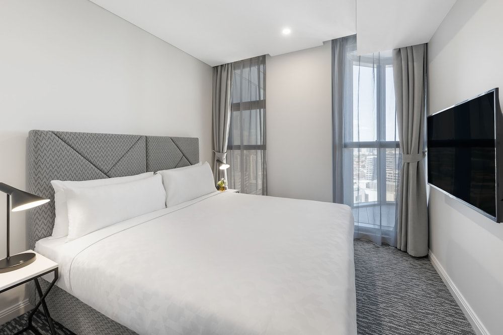 1 Bedroom Mini Suite