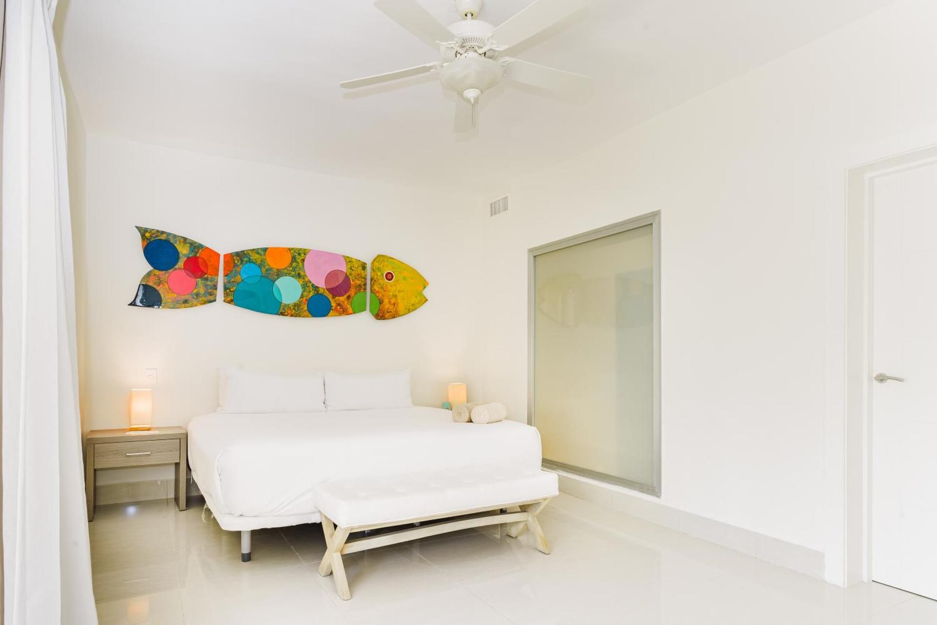 4+0 Deluxe Family Suite