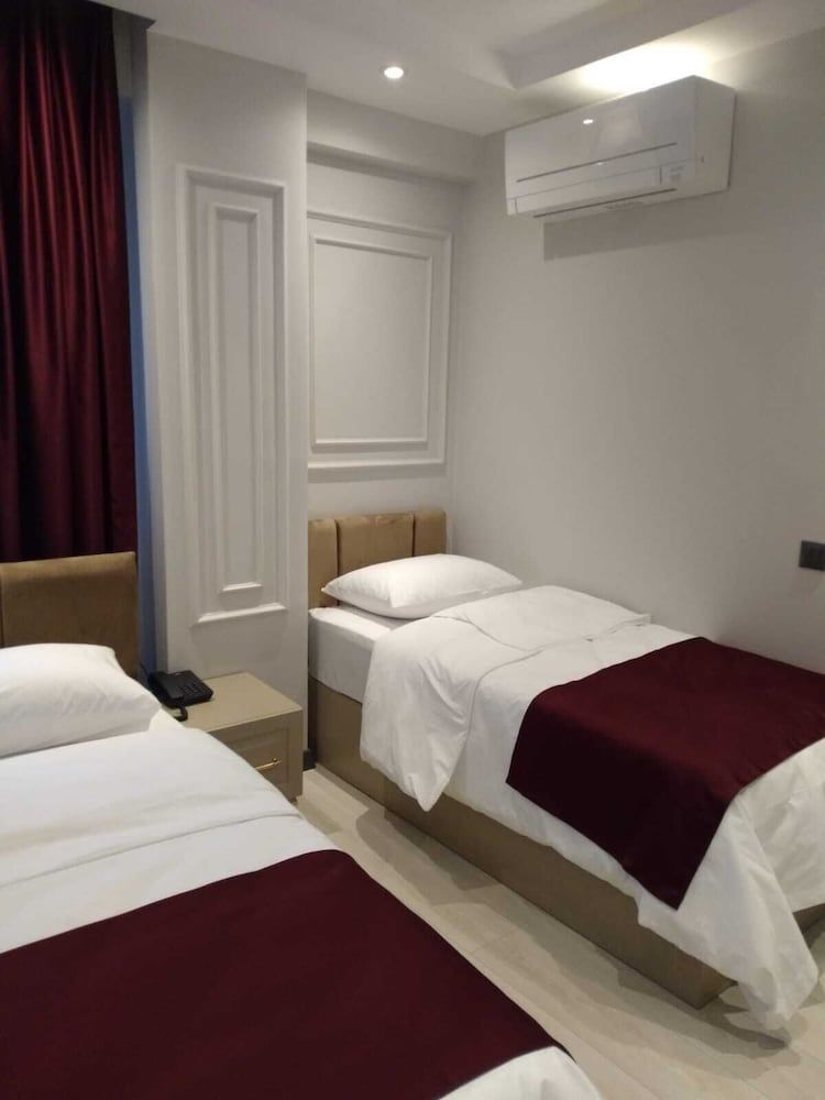 EyüpSultan Palace Hotel Standard Triple Room