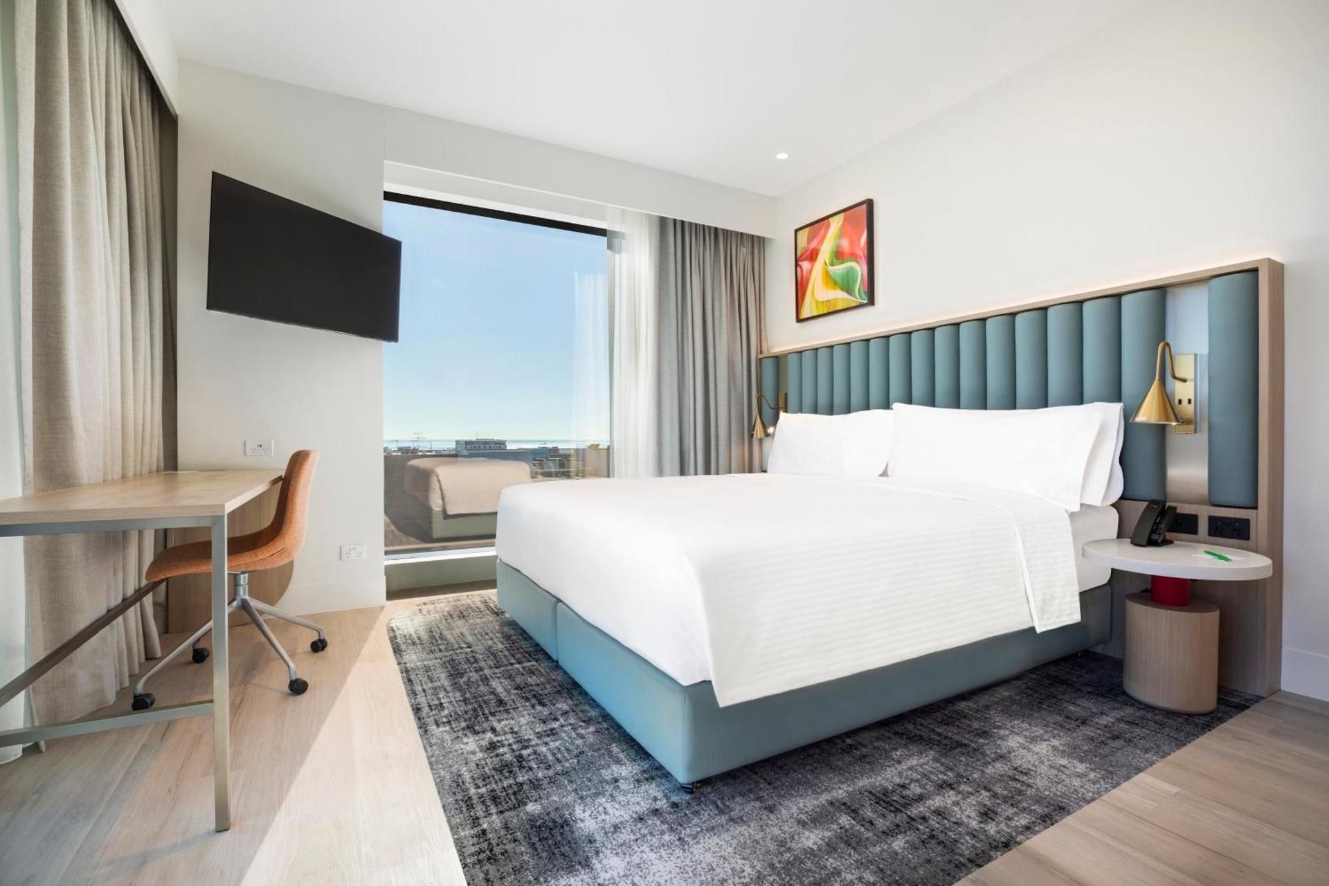 King Suite with Kitchenette and Balcony