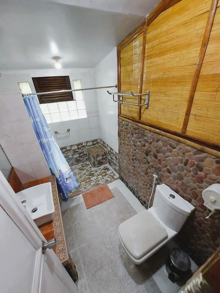 Marina Palawan Boutique Nature Resort Signature Villa, Partial Ocean View 4