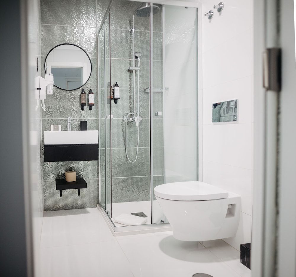 Next Level Premium Hotels Economy Room 22