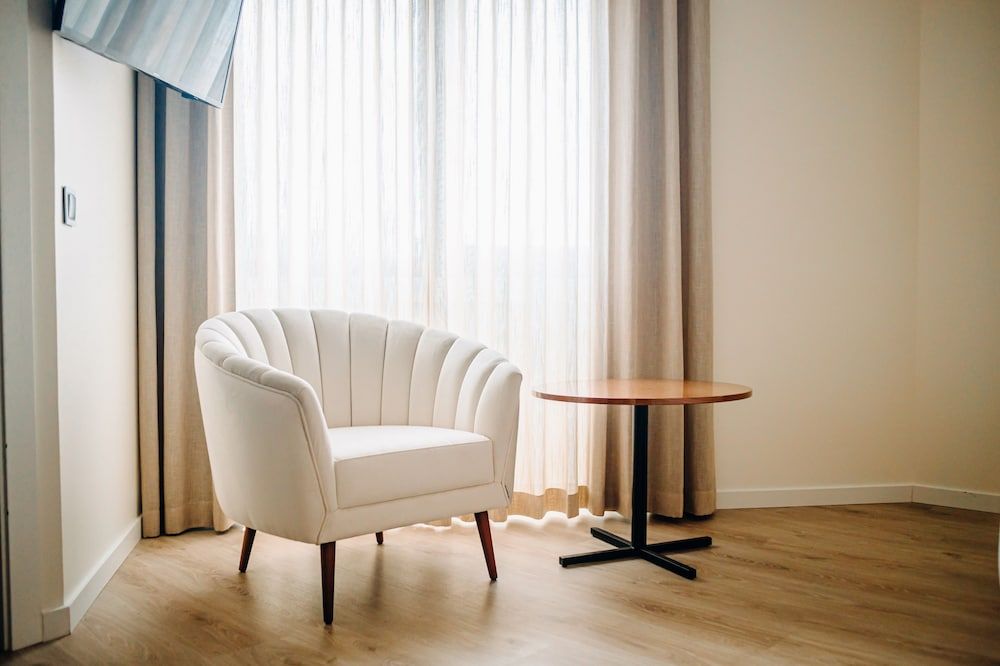 Next Level Premium Hotels Family Room 2