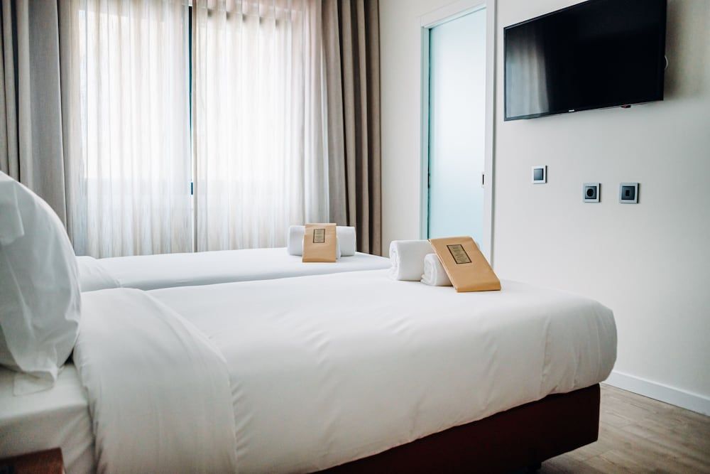 Next Level Premium Hotels Standard Double or Twin Room 8