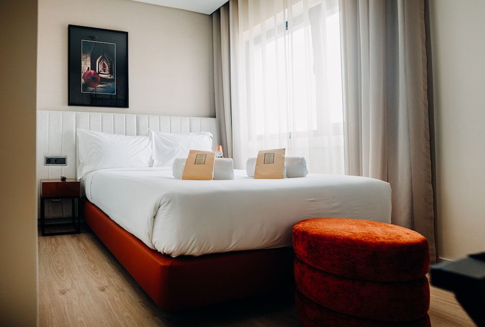 Next Level Premium Hotels Economy Room 2