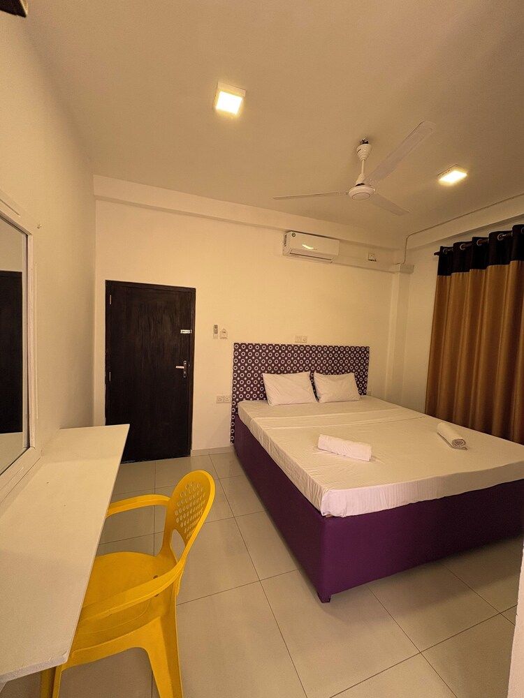 Wake N Flow Standard Double Room 2