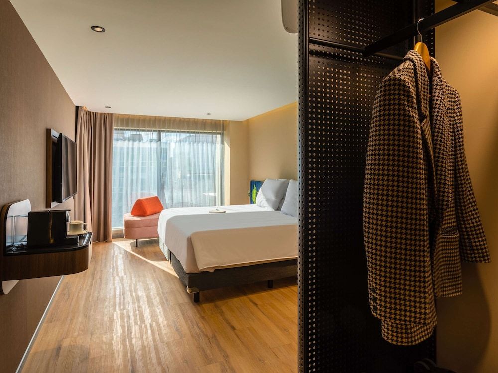 Novotel México City Centro Histórico Executive Room, 1 King Bed 6