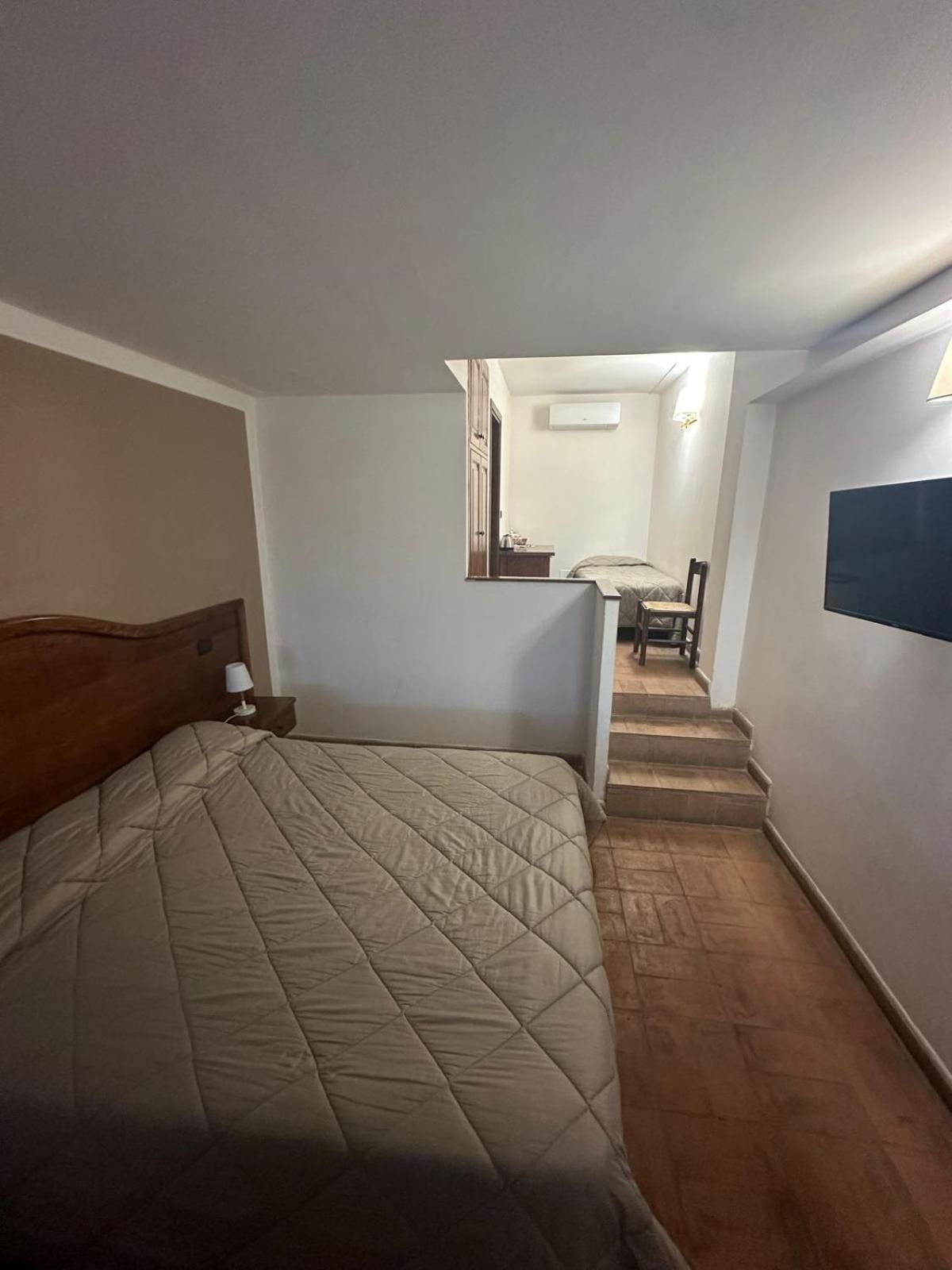 Classic Triple Room
