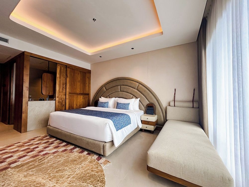 Premier Room