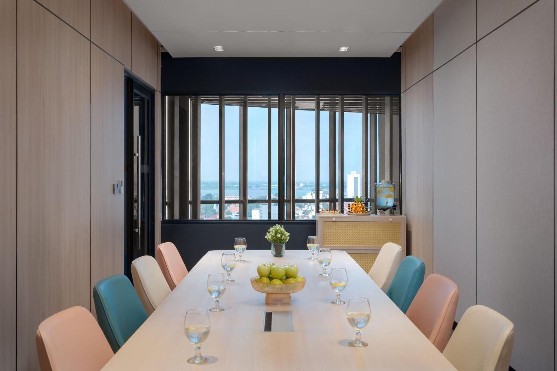 meeting room / ballrooms