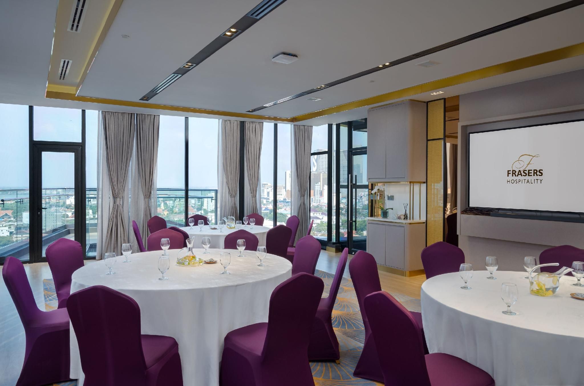 meeting room / ballrooms