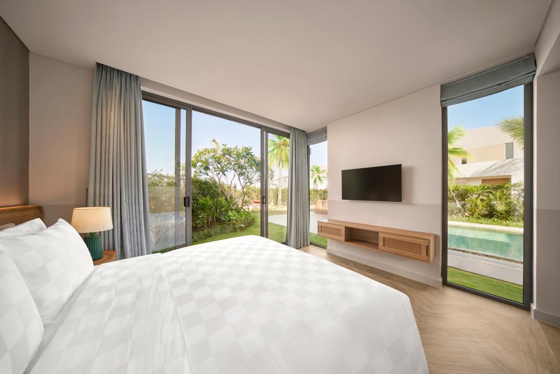 1 Bedroom Garden Pool Villa