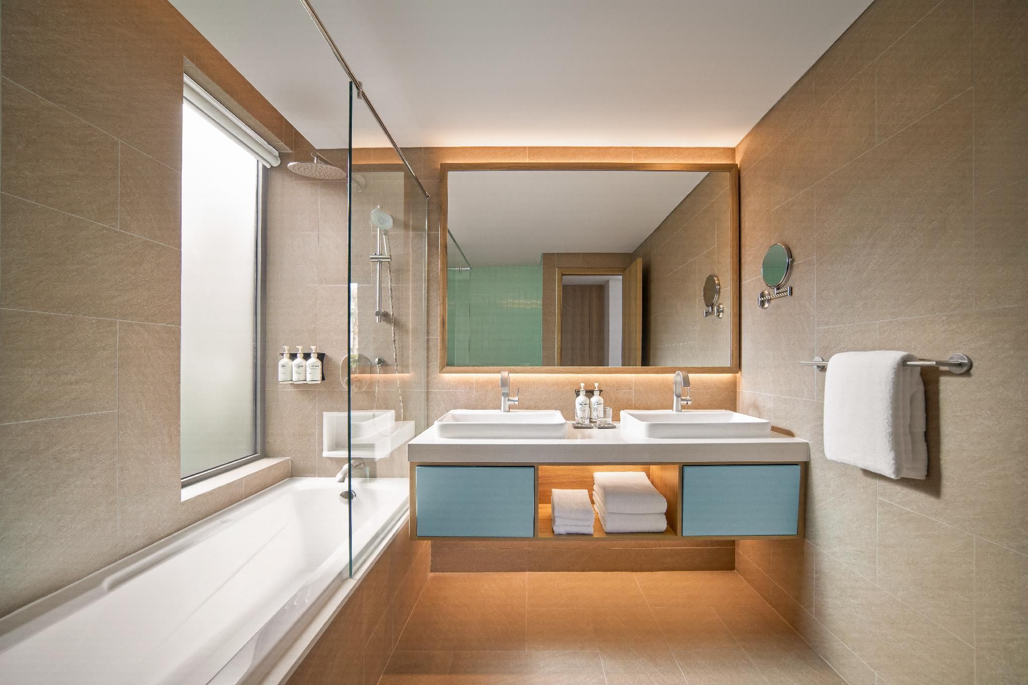 3-Bedroom Beach Pool Villa