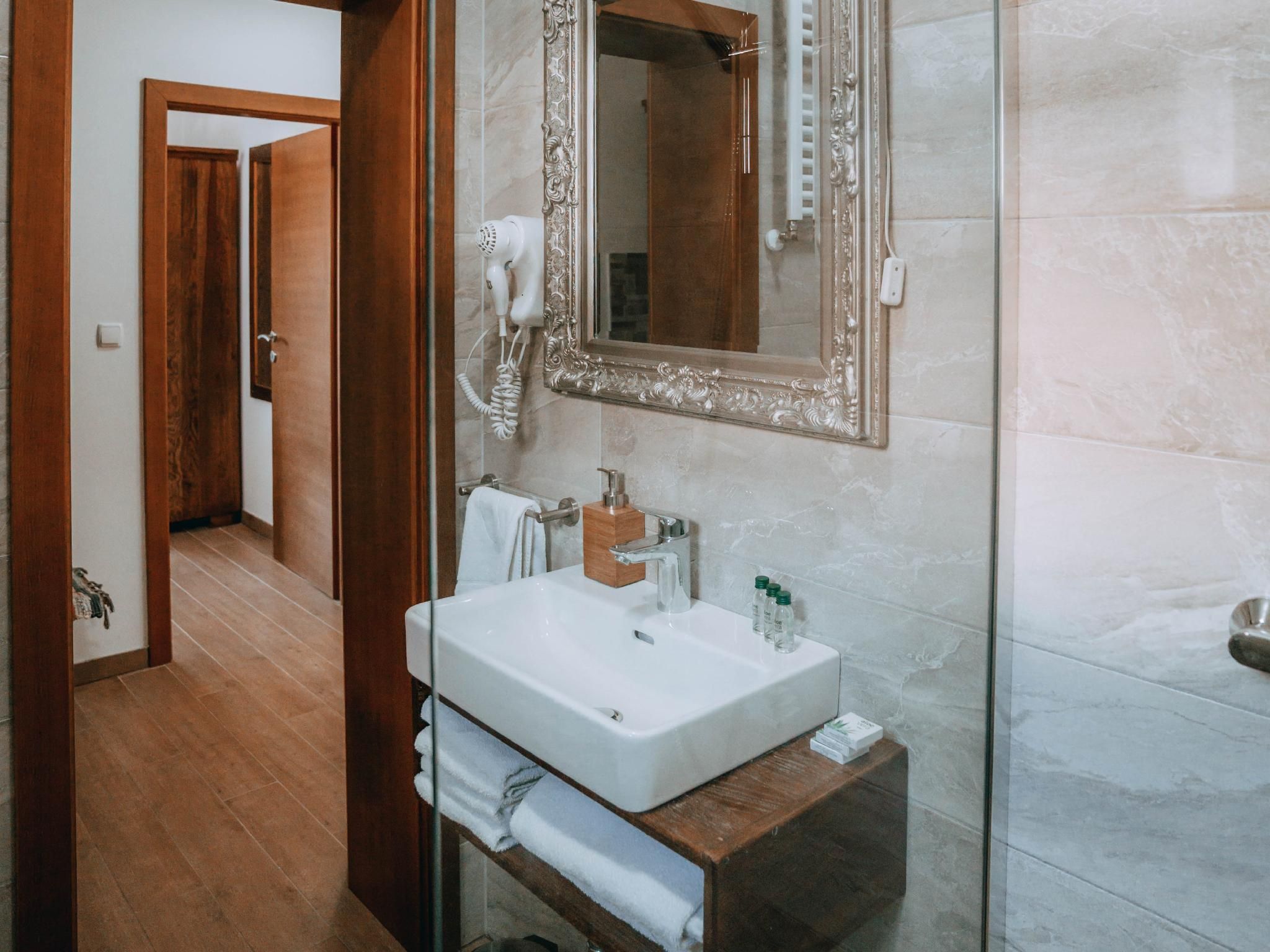 Deluxe Double Room with Garden View