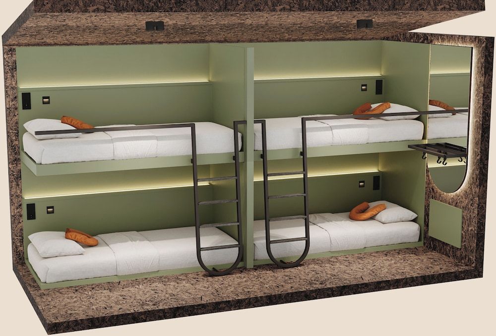 The (s)Quad Pod with shared bathroom