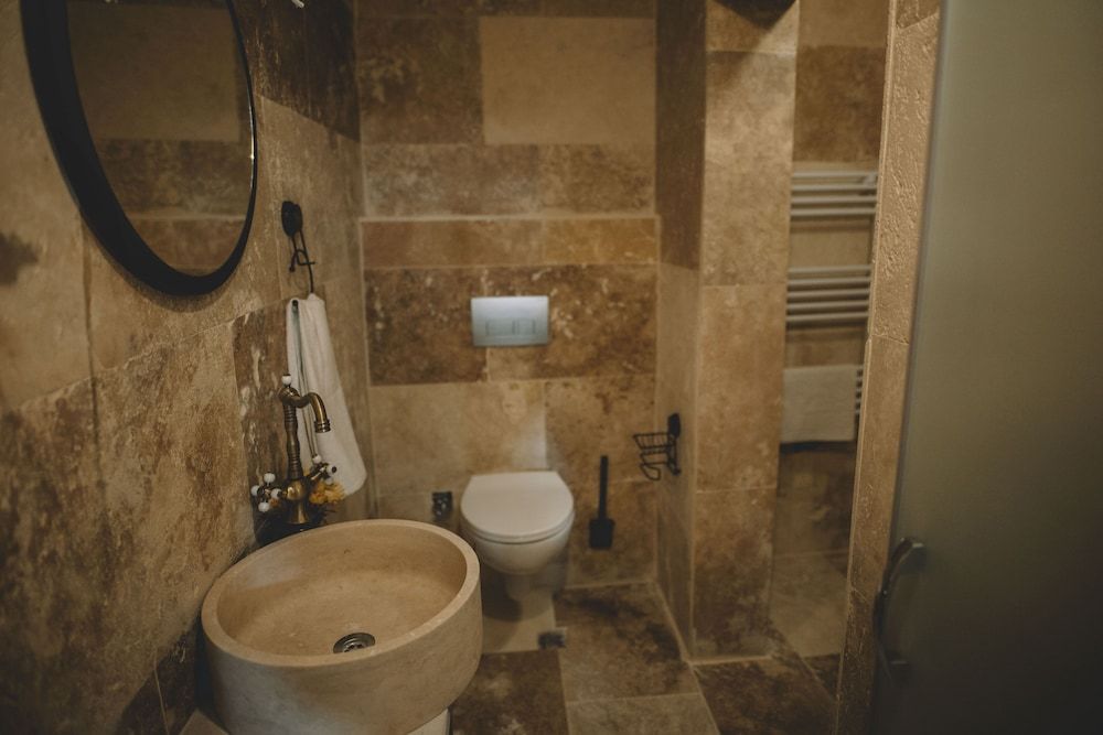 Daphne Cave Hotel Standard Room 4