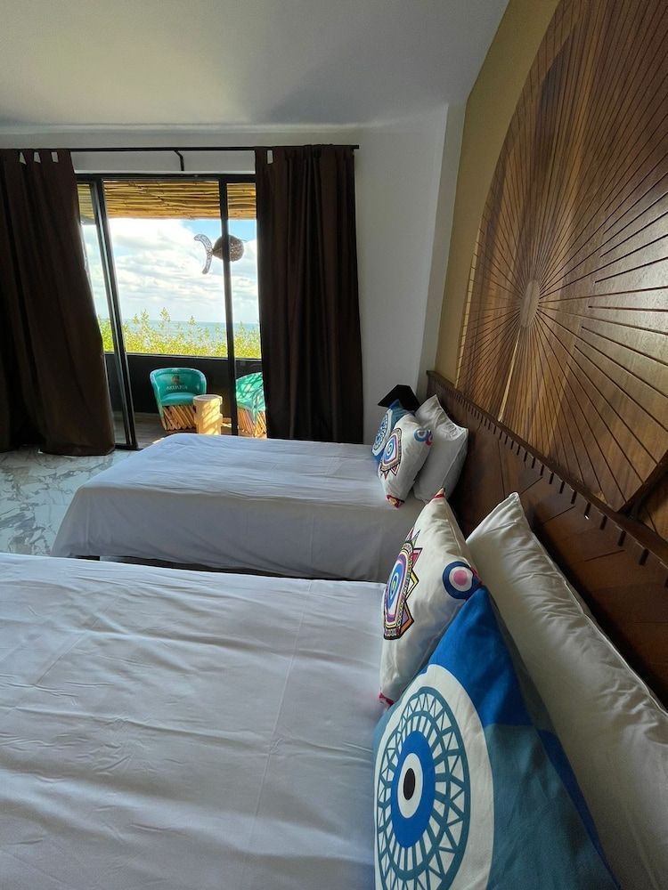 Luxury Twin Room, Partial Sea View
