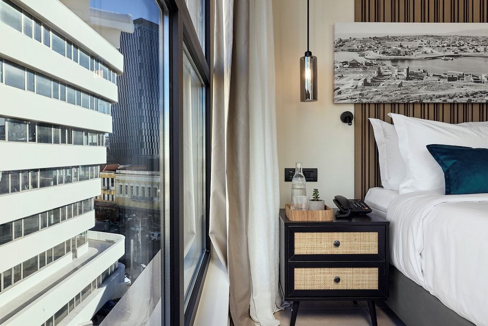 Athenarum Portus Life & Style Hotel Comfort Double Room with Side City View 5