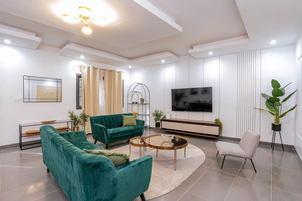 Exclusive Apartment
