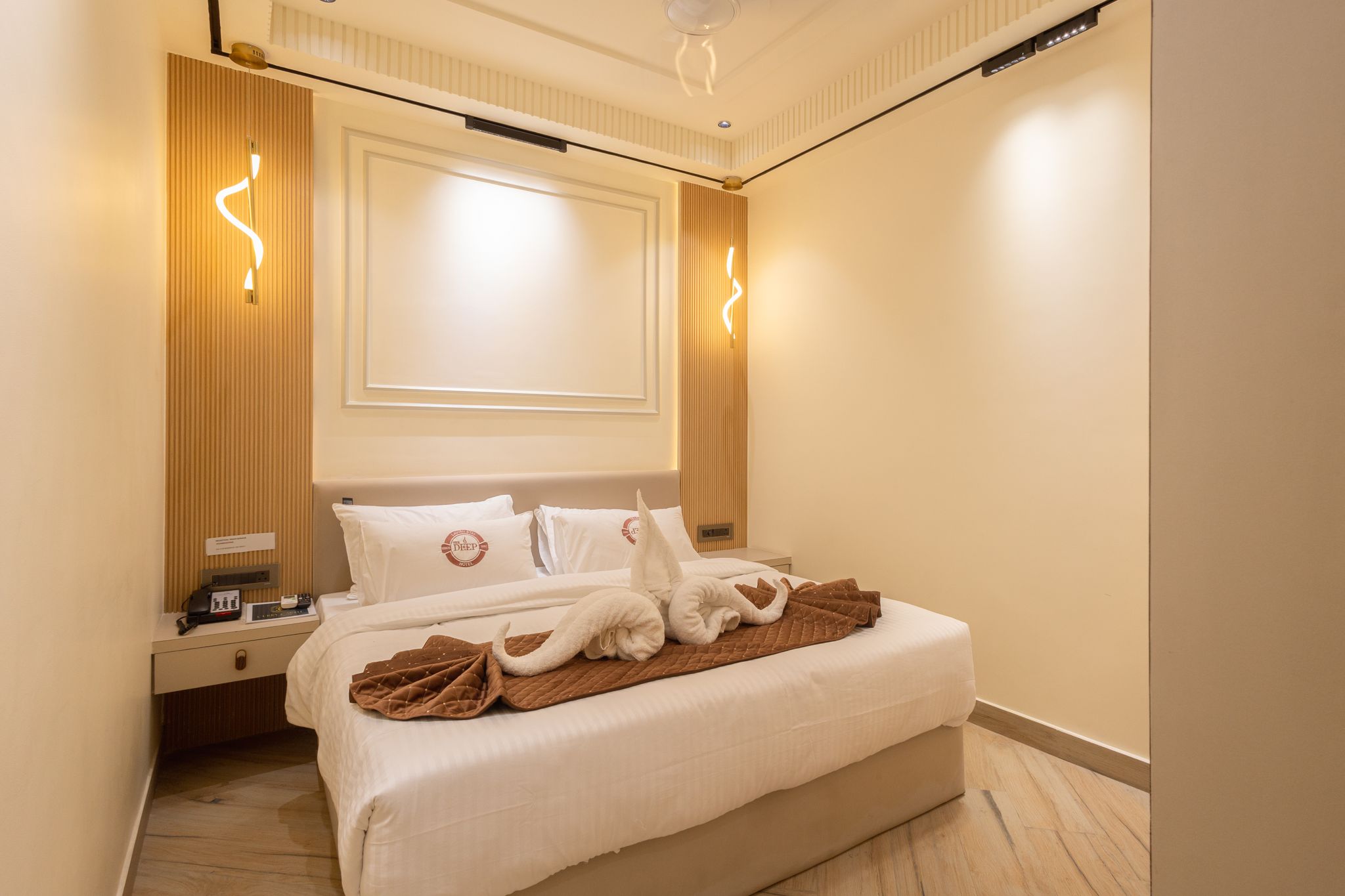 The Deep Hotel (Gumti No 5)