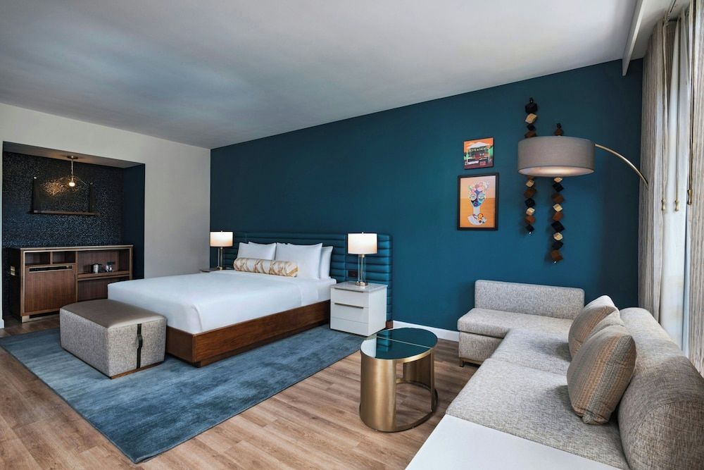 The BRIX, Autograph Collection Room, 1 King Bed with Sofa bed 3