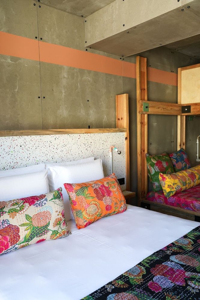 Jam Hotel Lisbon Family Room 2