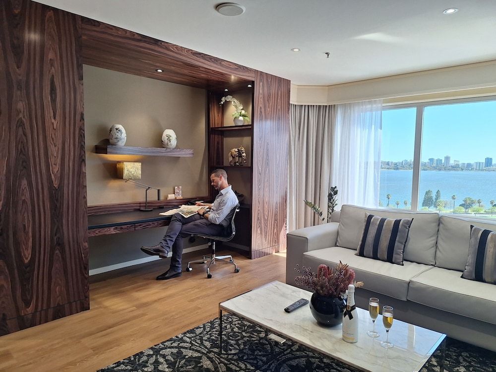 Residence on Langley Park Residence Suite 6