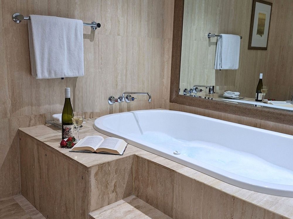 Residence on Langley Park Residence Suite 5