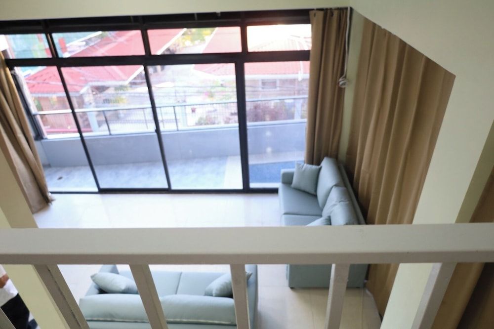 The Bel Air Hotel Family Loft, Balcony, City View 7