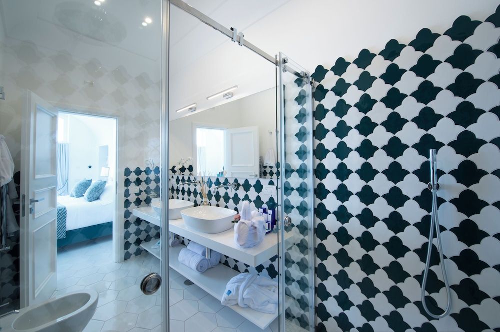 Villa Francesco Luxury Suites Junior Suite (Sponda) 8