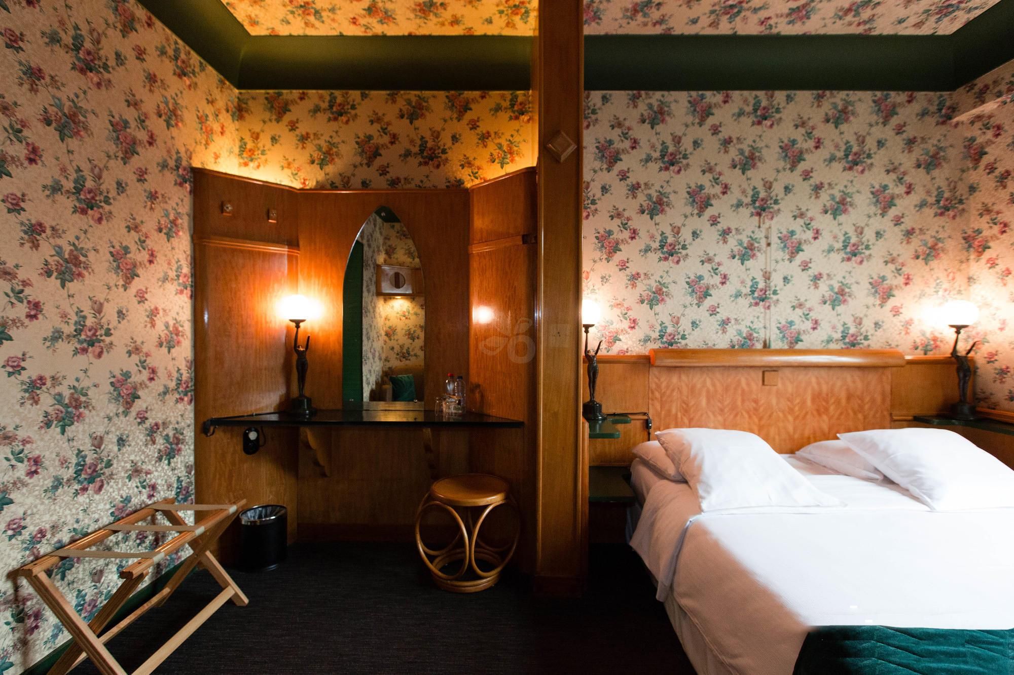 Latroupe Hotel Le Berger. Royale