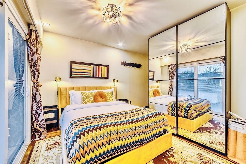Design Room, 1 Queen Bed