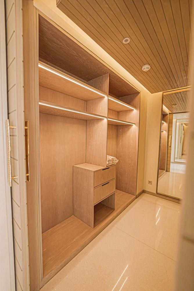 Tawila Island Resort Water Bungalow Suite 7