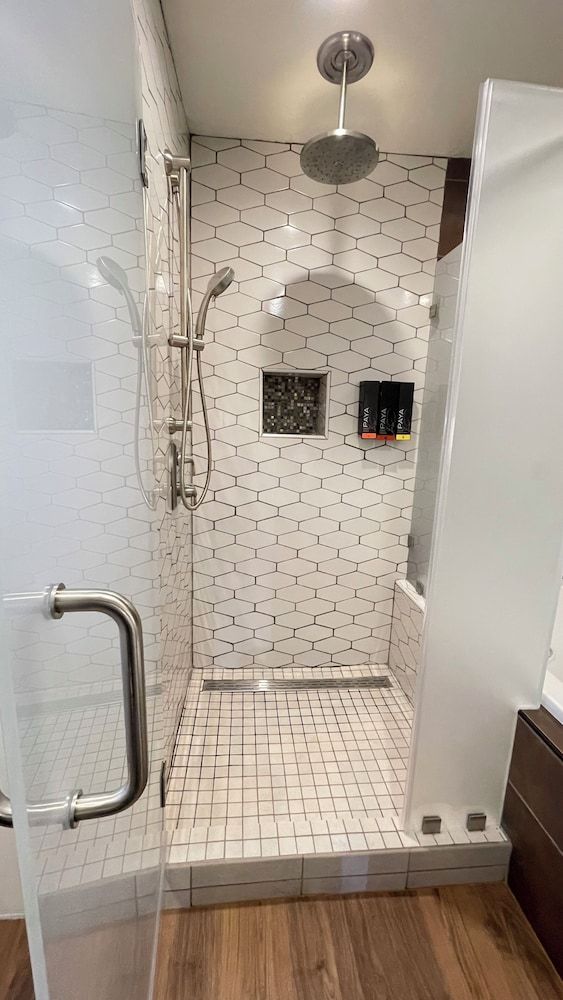 Junior Jacuzzi Suite