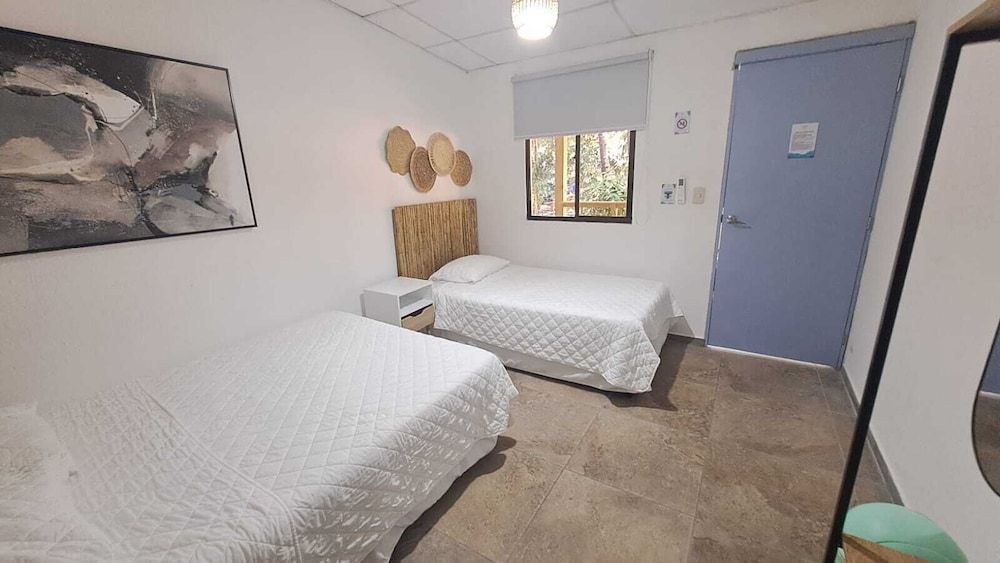 Economy Triple Room