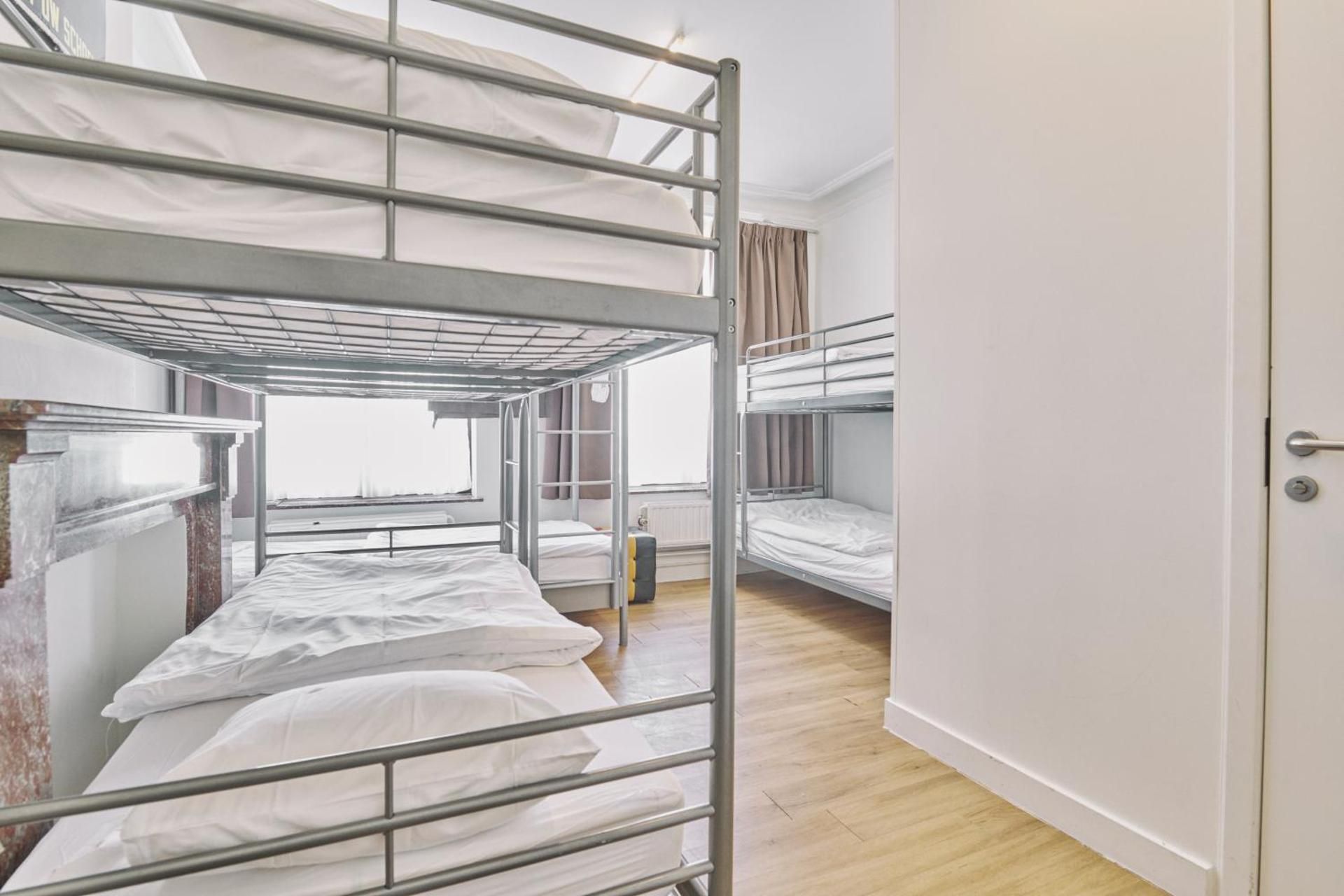 1 Person in 6-Bed Dormitory - Mixed