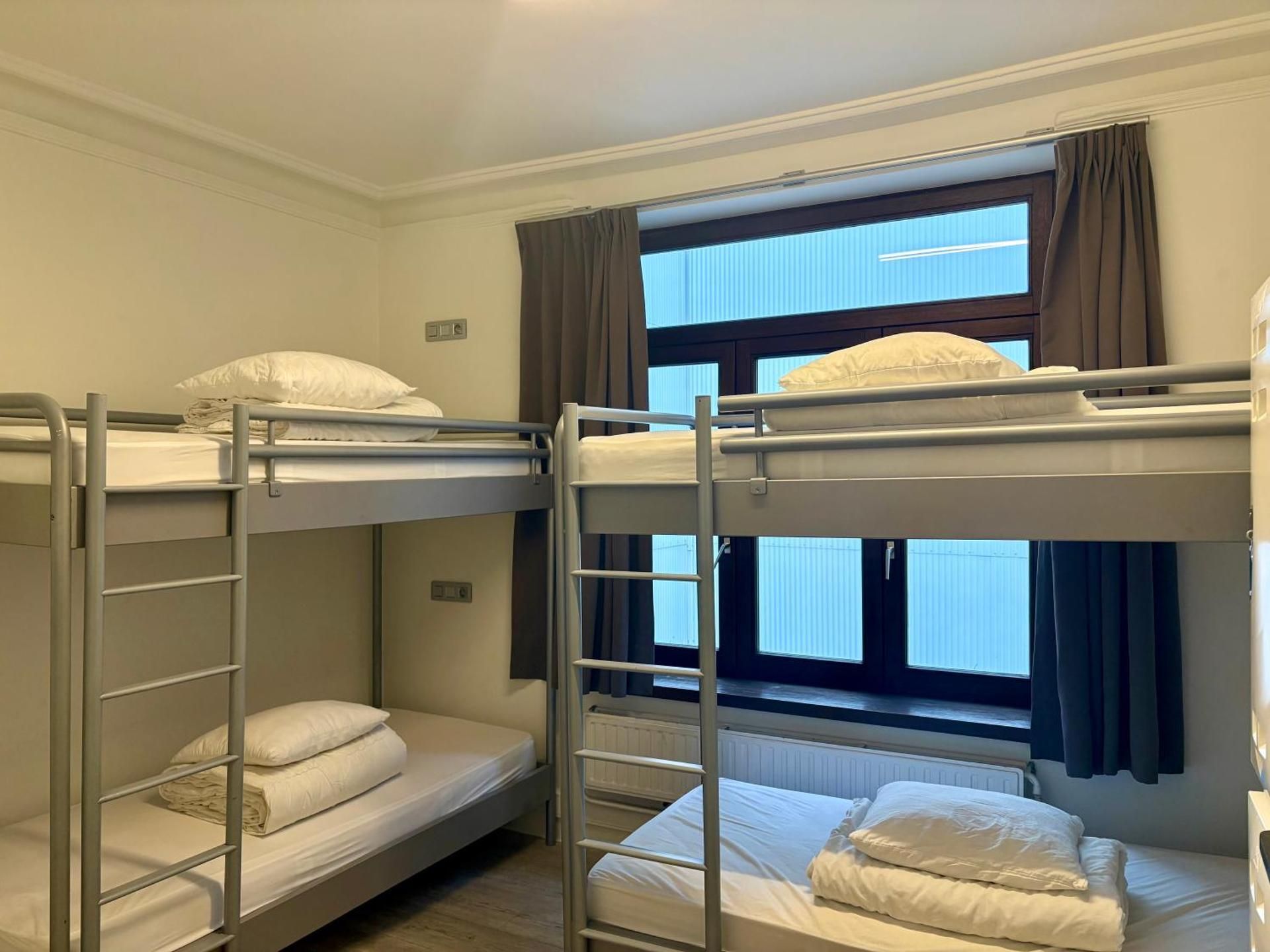Quadruple Room with Private Bathroom