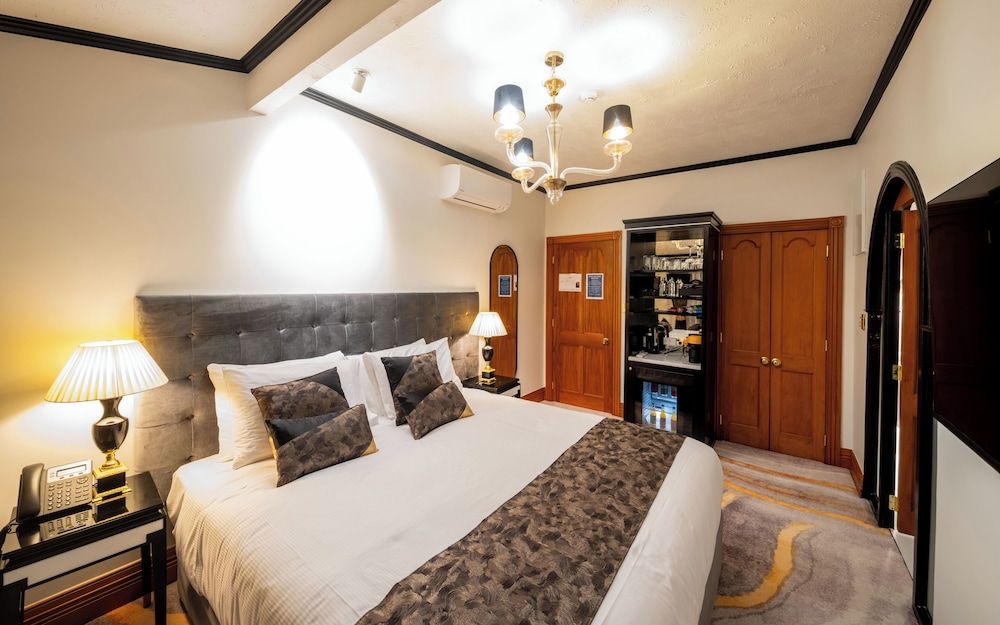 Hana Lodge Lodge King Superior 2