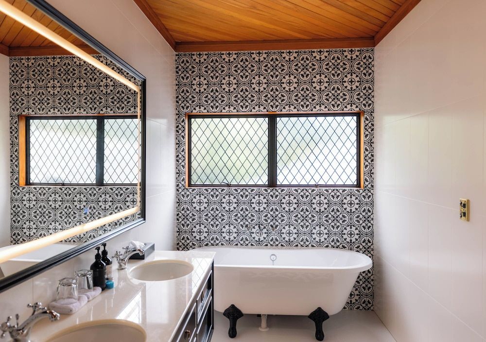 Hana Lodge Lodge Suite 9