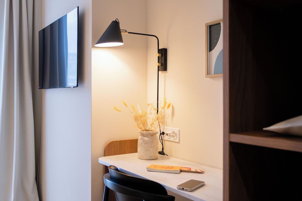 HOOD Comfort Double Room (Deep Dreams) 4