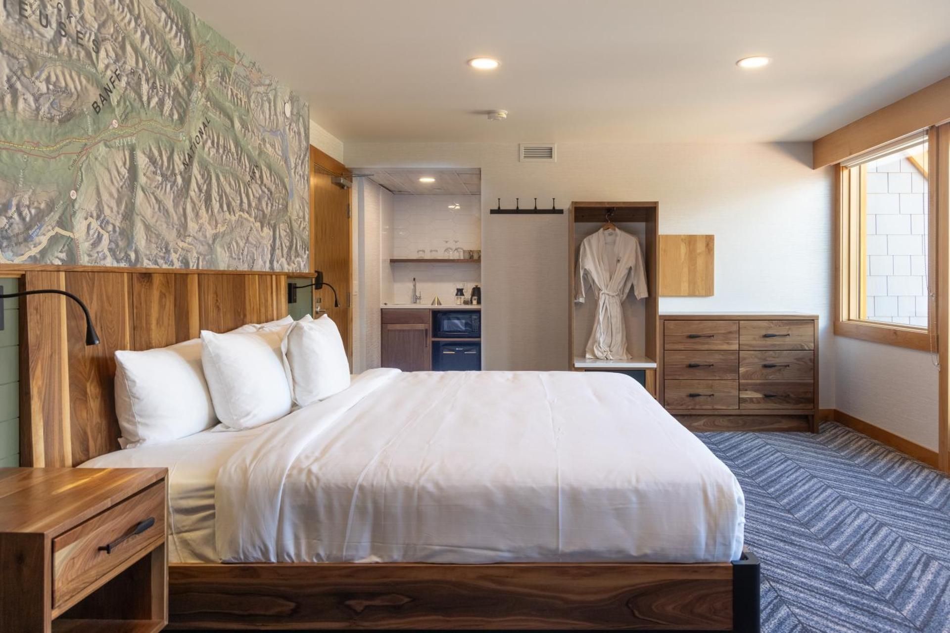 Superior Suite with Mountain View