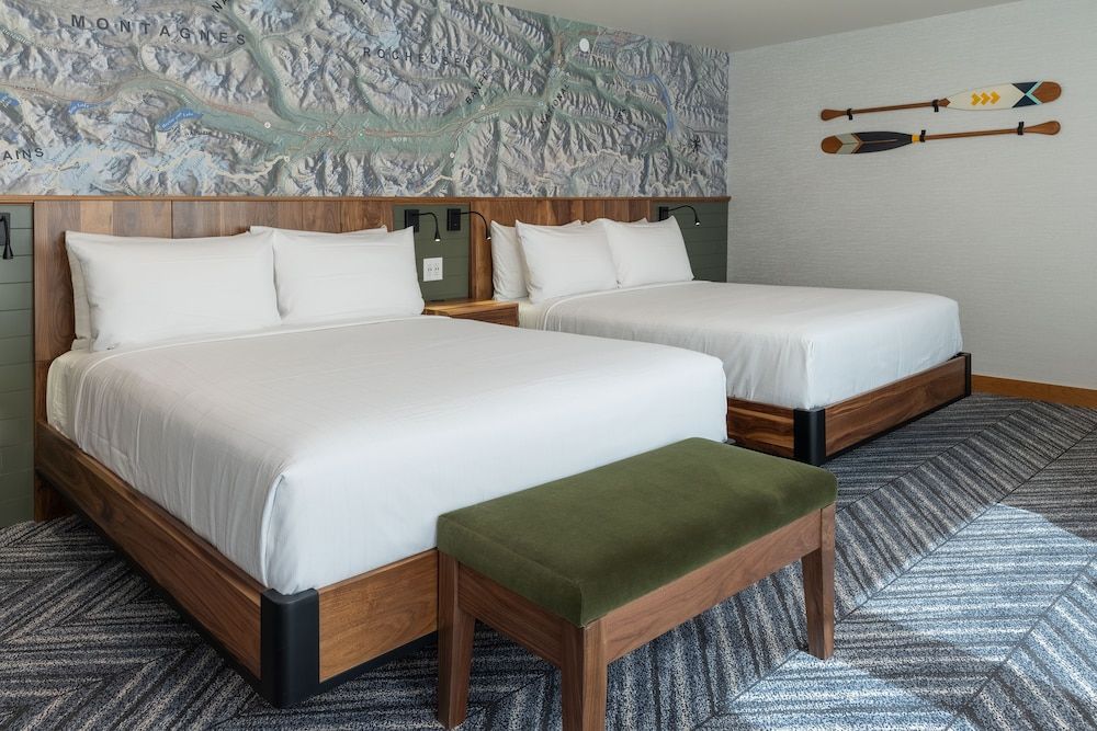 Hotel Canoe and Suites Superior Room, 2 Queen Beds