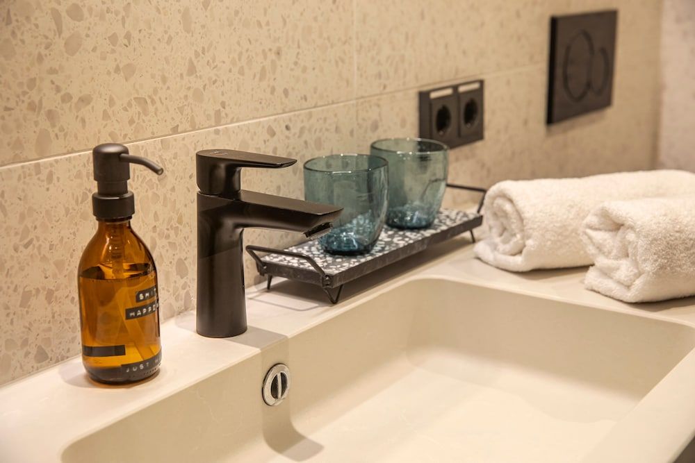 Loginn Hotel Offenbach Deluxe Apartment 15