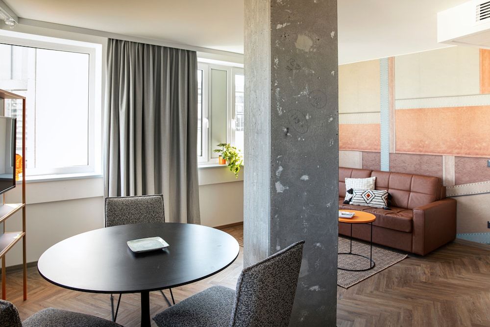 Loginn Hotel Offenbach Deluxe Apartment 17