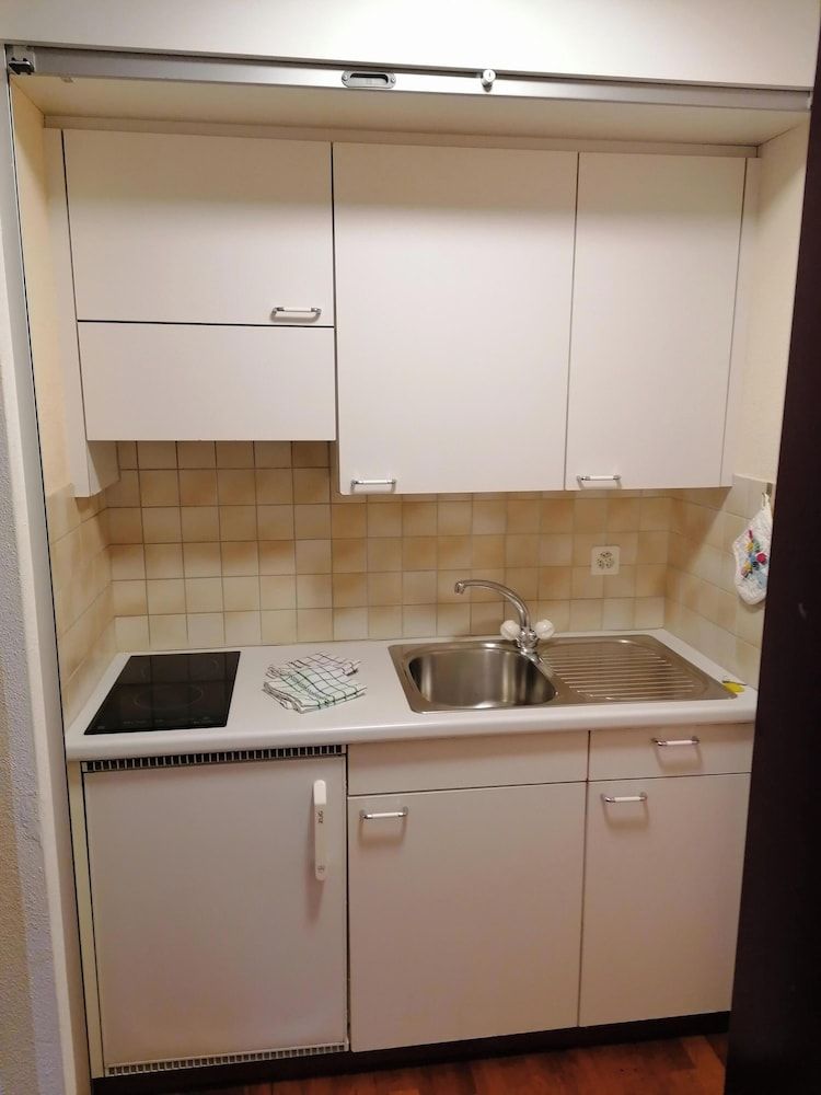 Hotel Stille & Aladin Apartments Basic Double Room, Non Smoking, Ensuite 4