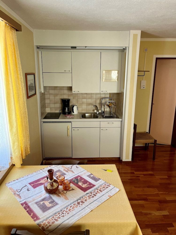 Hotel Stille & Aladin Apartments Basic Double Room, Non Smoking, Ensuite 3