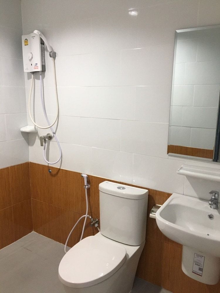 Smart Place Pattaya Standard Double Room, Balcony, City View 15