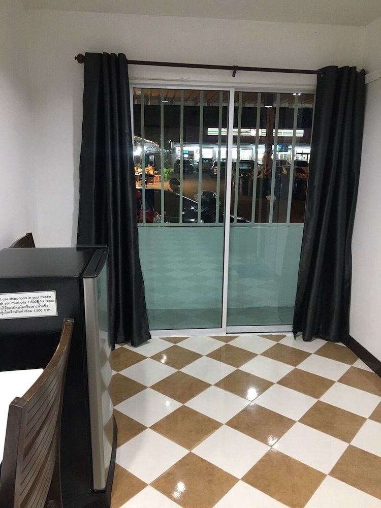Smart Place Pattaya Standard Double Room, Balcony, City View 21